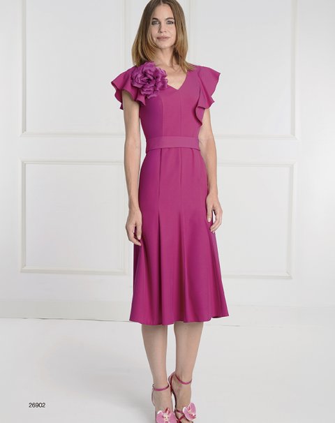 26902-VEST.CORTO M/VOLANTES ASIMÉTRICO CON FALDA CON CORTES Y FLOR