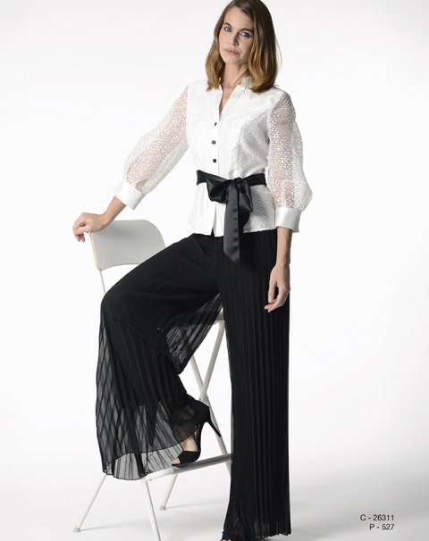 26311-CAMISA M/FRANCESA PLUMETTI FANTASIA CON LAZO A CONTRASTE