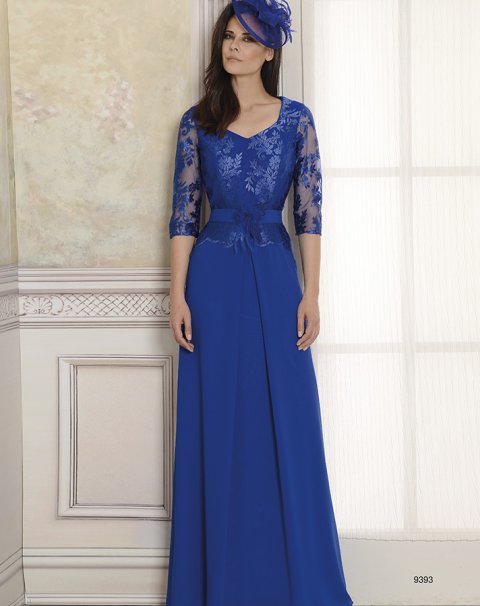 9393-VESTIDO LARGO CON CUERPO TUL BORDADO Y FALDA DE GASA
